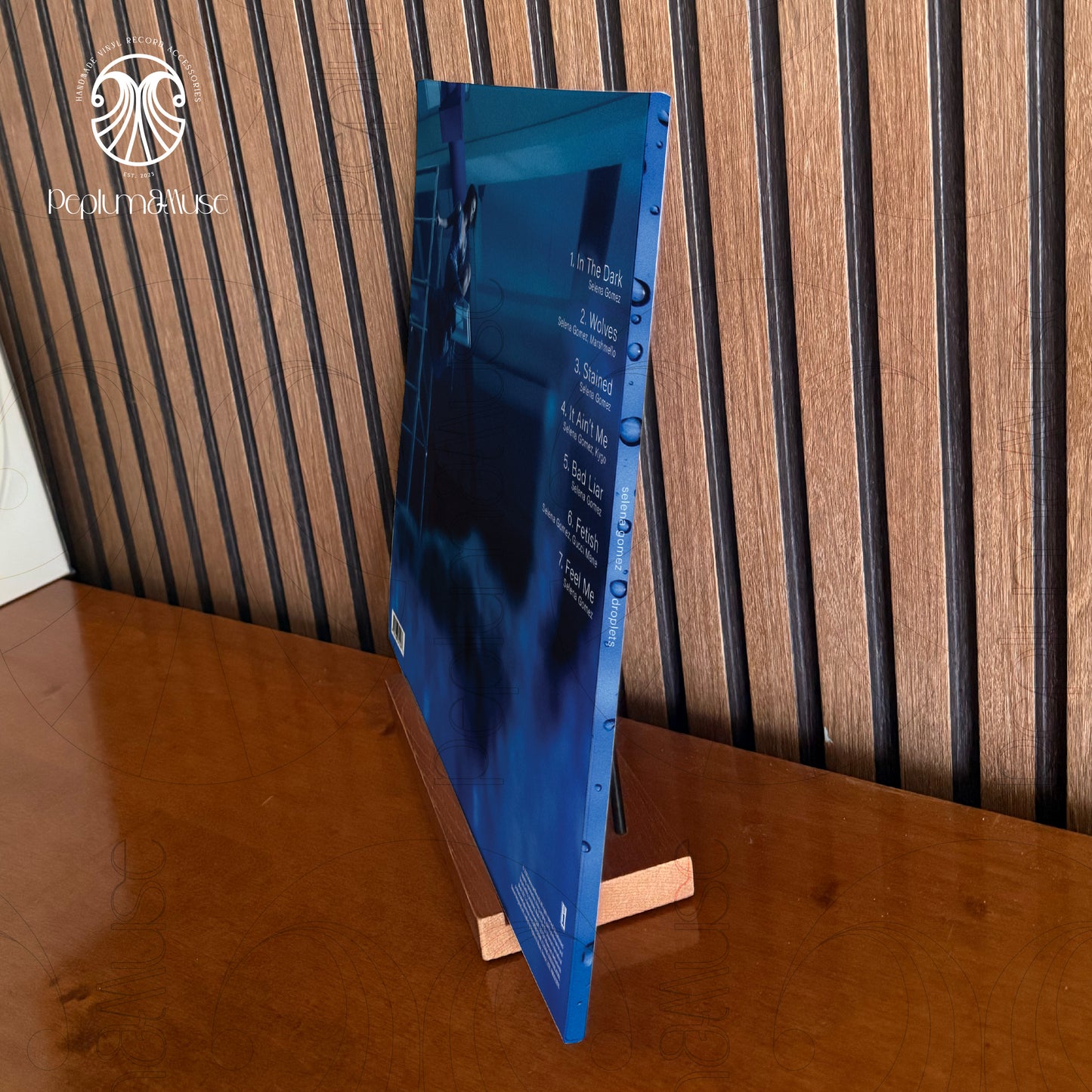 Droplets-inspired Custom Vinyl Sleeve/Jacket Design